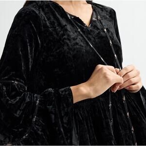 Farmers Market Black Velvet Tiered Peplum Top M Bell Sleeve Boho NWT whimsygoth